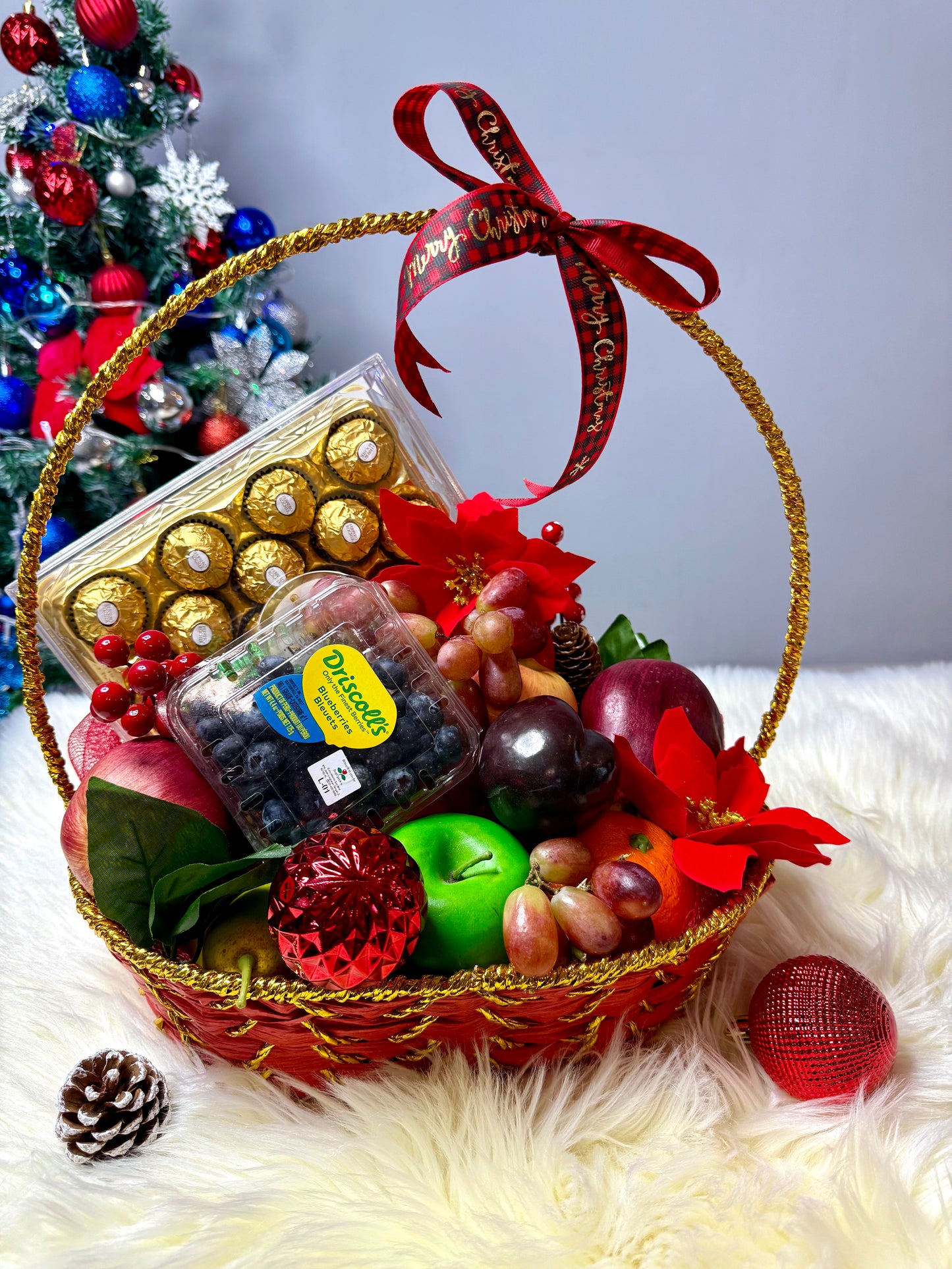 Choco Fruity Merry Basket