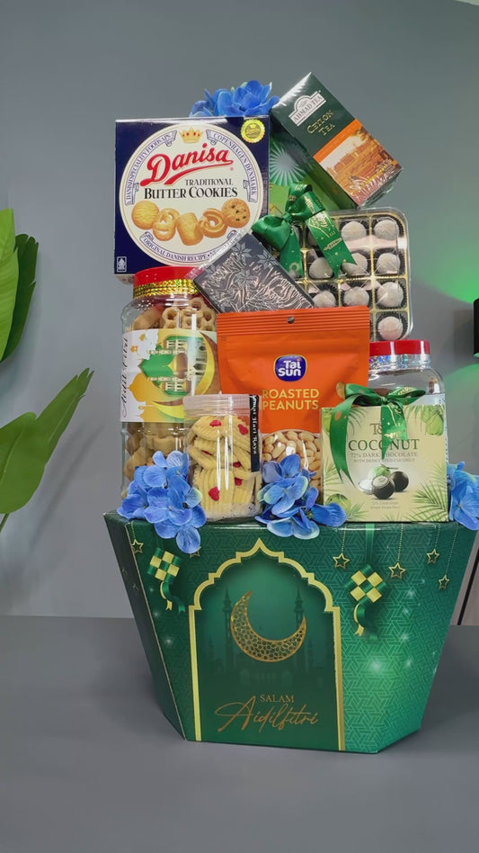 Raya Signature Gold Hamper